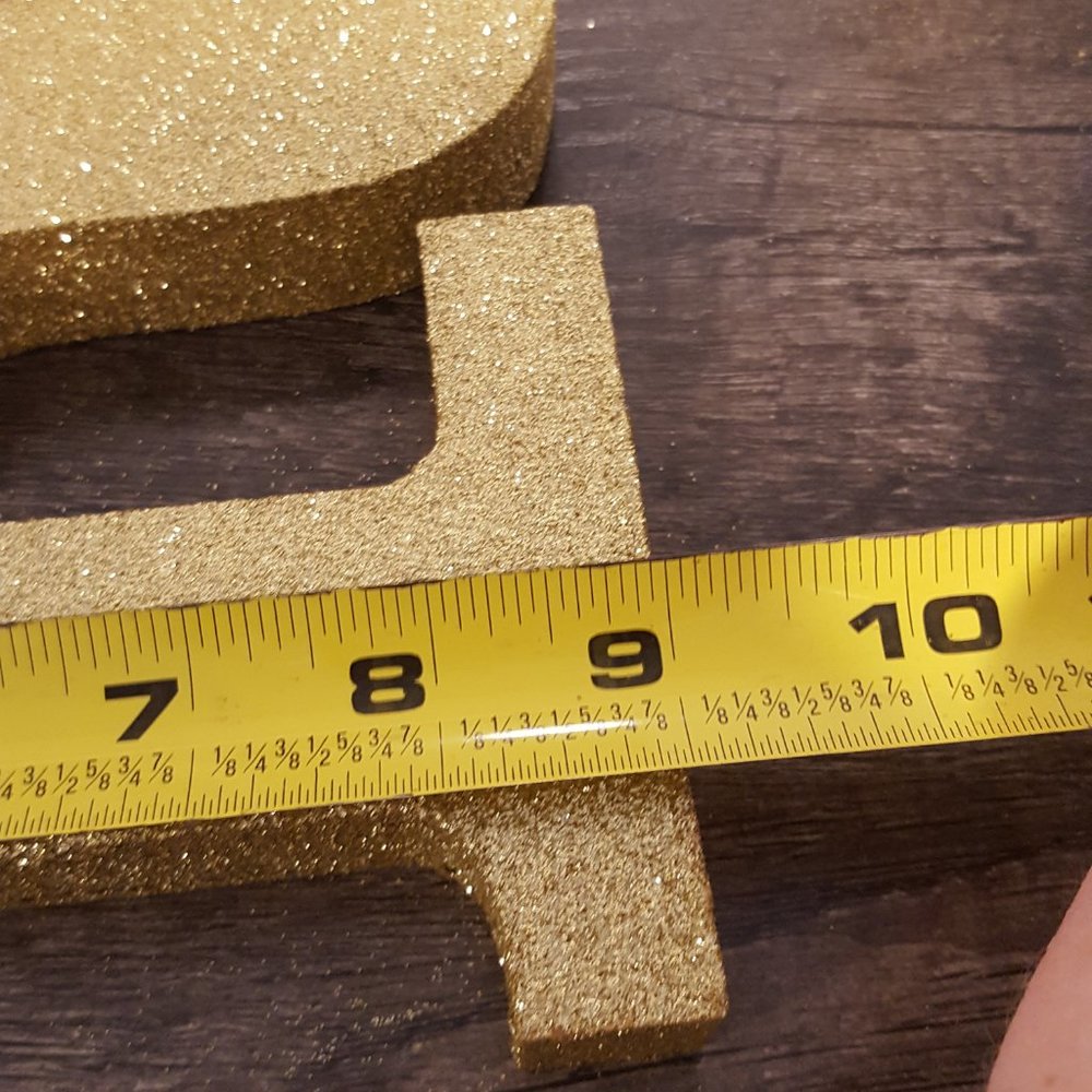 Gold Glitter Letter "R" - Picture 2 of 2